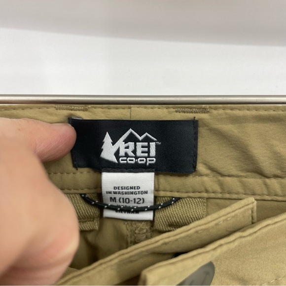 Rei co-op Sahara Convertible Pants - Kids' M 10-12 tan khaki girls boys hiking - Picture 3 of 10